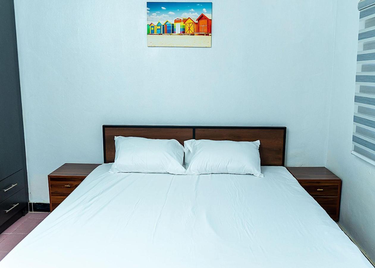 Palm Heights Apartments - Omole Phase 1, Ikeja Εξωτερικό φωτογραφία