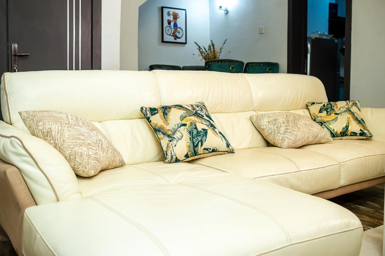 Palm Heights Apartments - Omole Phase 1, Ikeja Εξωτερικό φωτογραφία