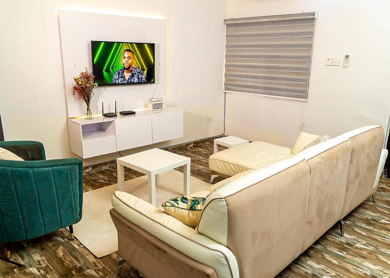 Palm Heights Apartments - Omole Phase 1, Ikeja Εξωτερικό φωτογραφία