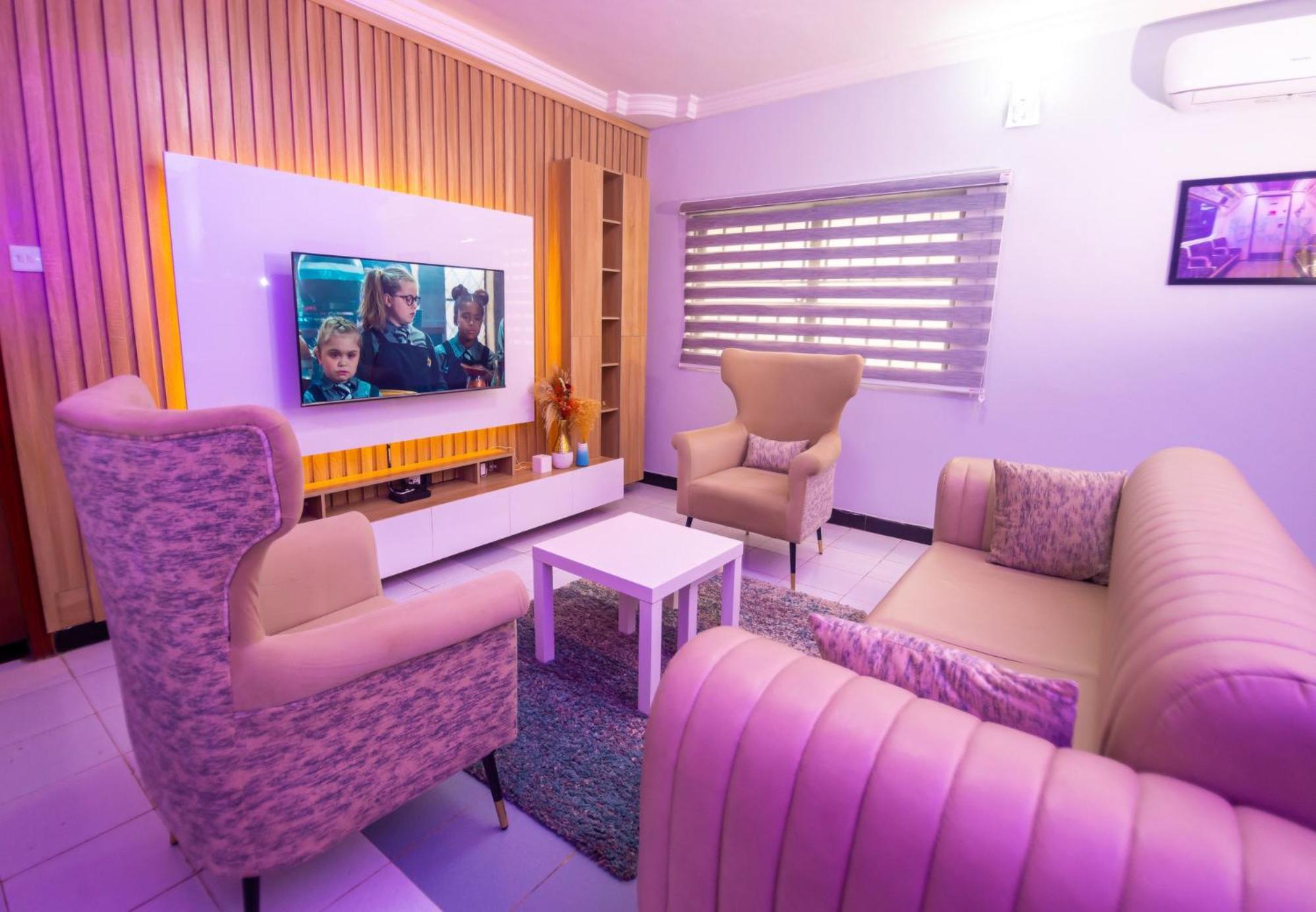 Palm Heights Apartments - Omole Phase 1, Ikeja Εξωτερικό φωτογραφία